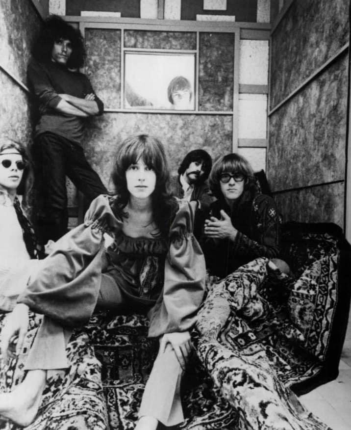 Jefferson Airplane: La Rivoluzione Psichedelica in Musica
