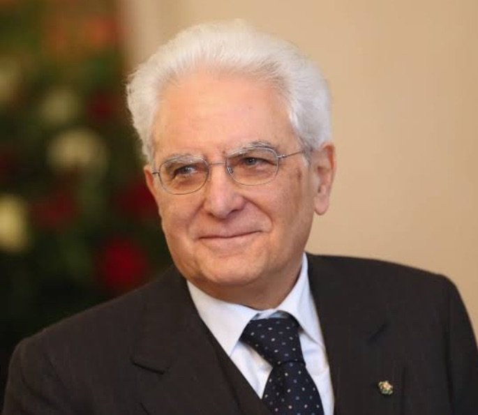 Per fortuna che abbiamo Mattarella: l’ultimo baluardo della Costituzione